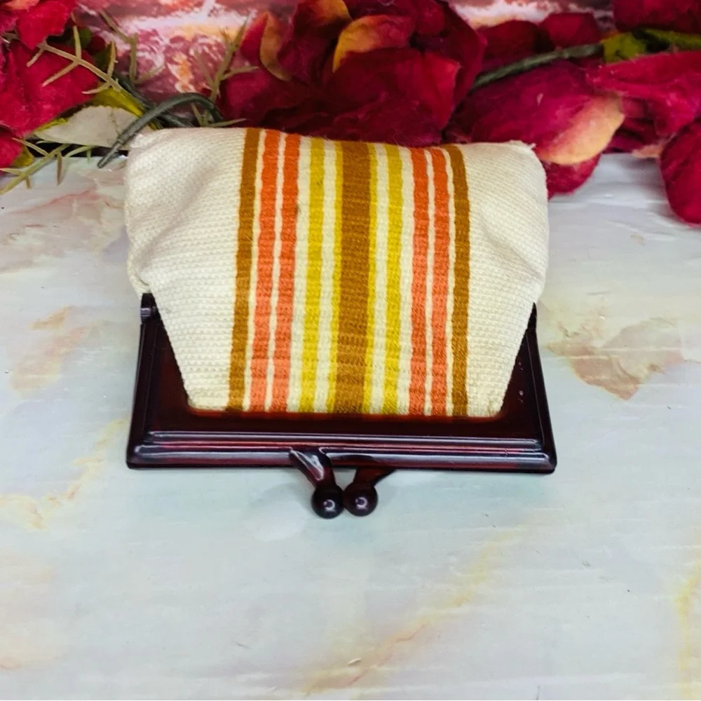 Vintage 70s Orange And Cream Striped Kisslock Change Purse - Picture 5 of 8